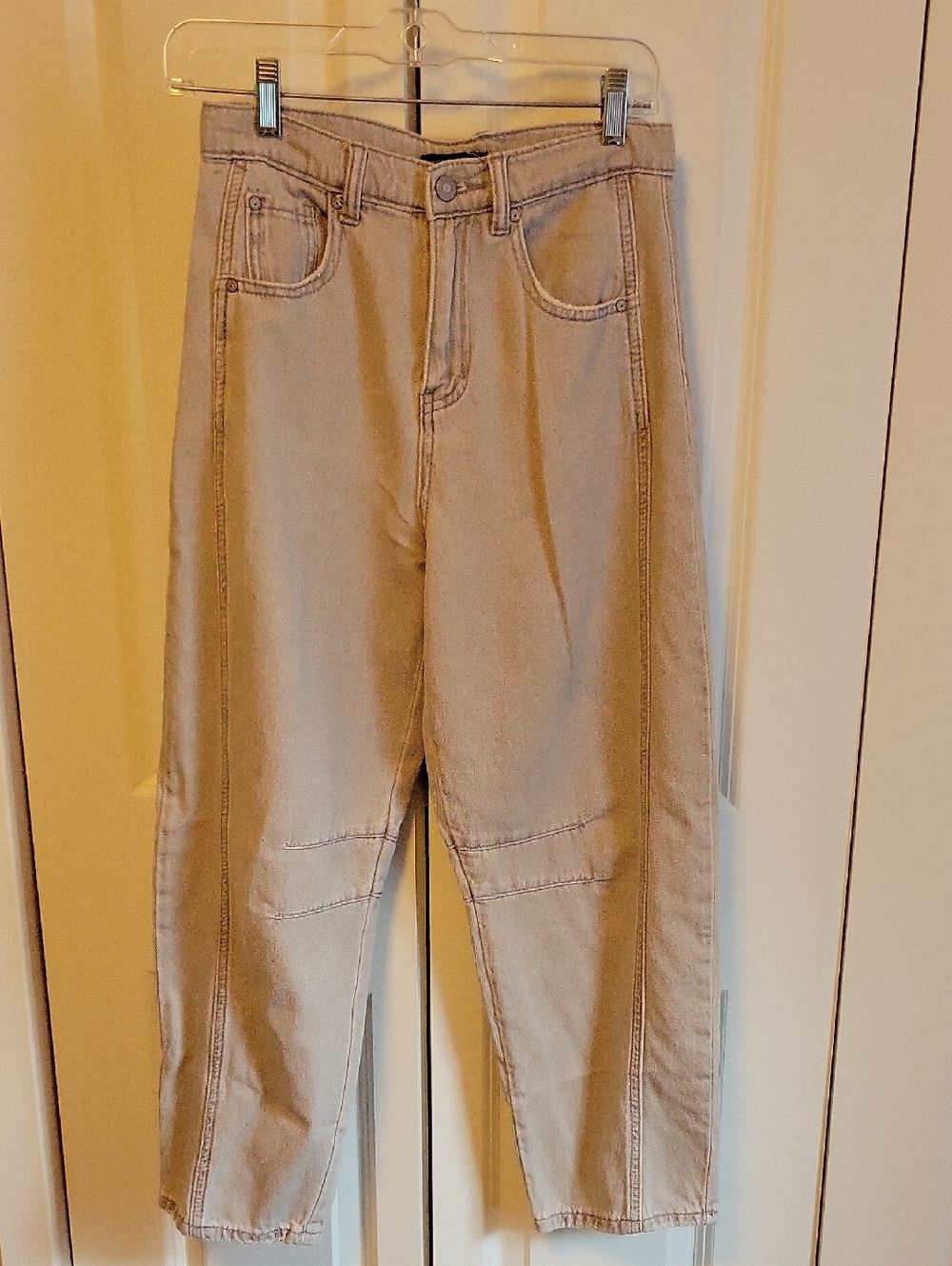 Barrel Light Weight Cotton Jeans-26